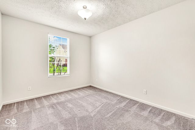 5719 Gateway East Drive, Whitestown, IN 46075