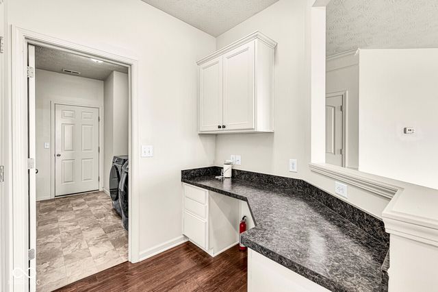 5719 Gateway East Drive, Whitestown, IN 46075