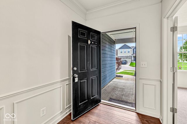 5719 Gateway East Drive, Whitestown, IN 46075