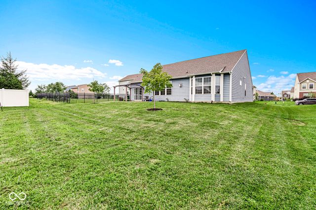 5719 Gateway East Drive, Whitestown, IN 46075