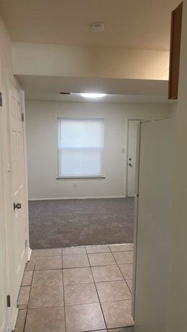 1560 Darren CIR, Portsmouth, VA 23701