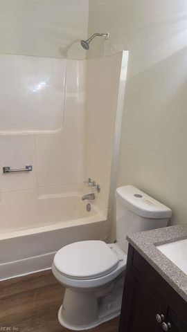 1560 Darren CIR, Portsmouth, VA 23701