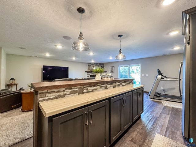 7804 S Brande Park Cir Circle, Sioux Falls, SD 57108