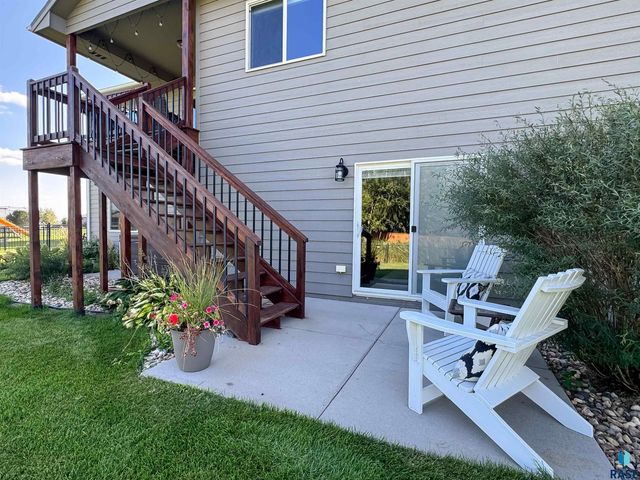 7804 S Brande Park Cir Circle, Sioux Falls, SD 57108