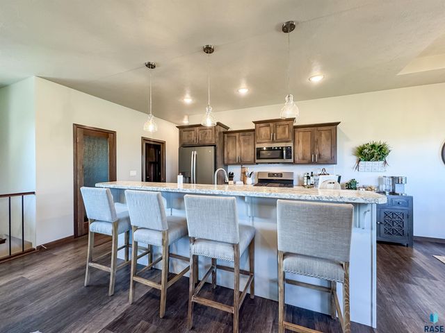 7804 S Brande Park Cir Circle, Sioux Falls, SD 57108