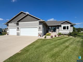 7804 S Brande Park Cir Circle, Sioux Falls, SD 57108