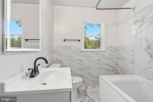 2608 HOLLY DR, Fort Washington, MD 20744