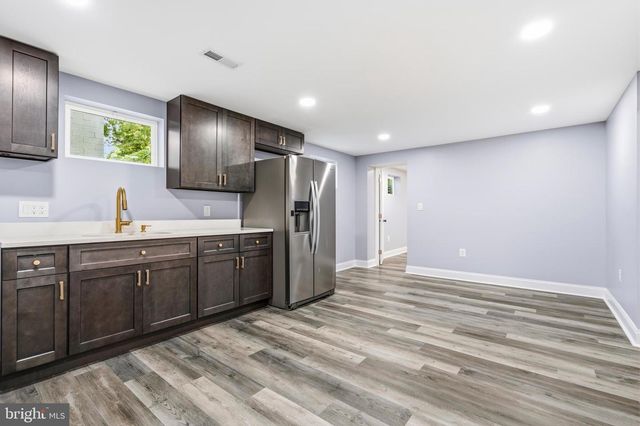 2608 HOLLY DR, Fort Washington, MD 20744
