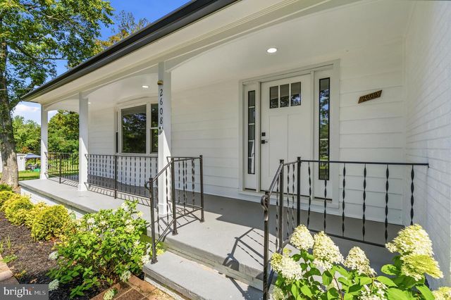 2608 HOLLY DR, Fort Washington, MD 20744
