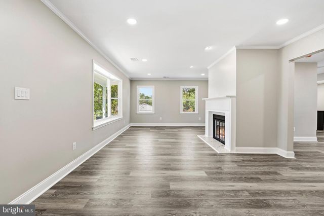 2608 HOLLY DR, Fort Washington, MD 20744