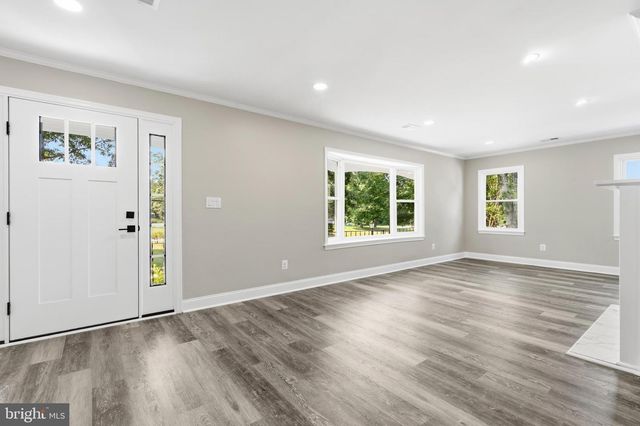 2608 HOLLY DR, Fort Washington, MD 20744