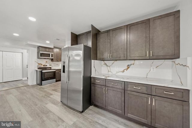 2608 HOLLY DR, Fort Washington, MD 20744