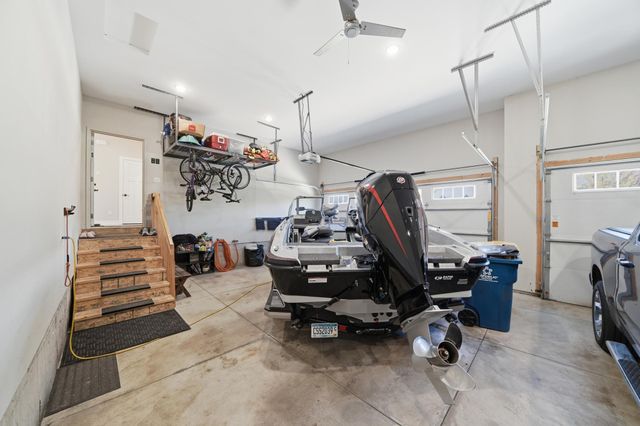 25155 Glen Road, Excelsior, MN 55331