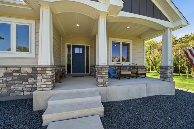 25155 Glen Road, Excelsior, MN 55331