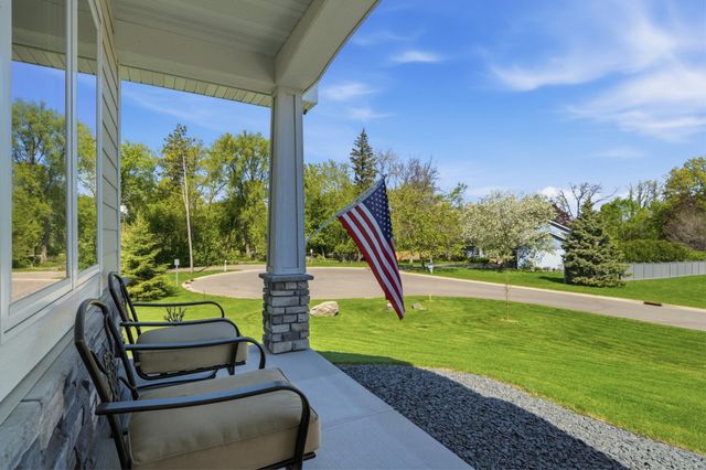 25155 Glen Road, Excelsior, MN 55331