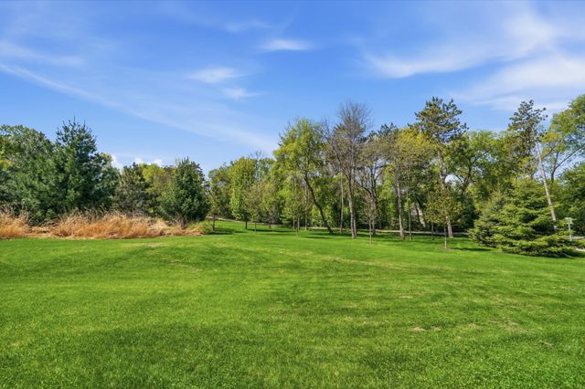 25155 Glen Road, Excelsior, MN 55331