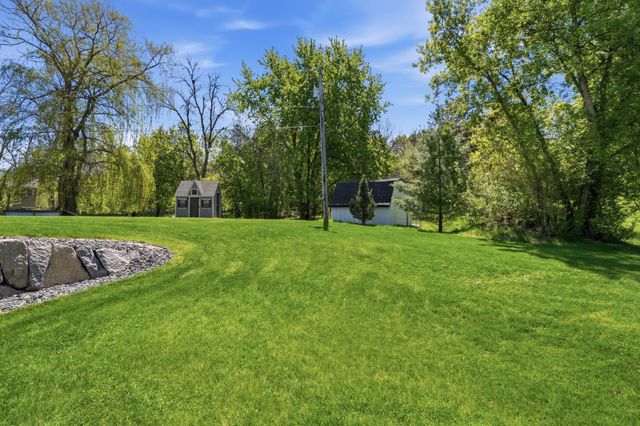 25155 Glen Road, Excelsior, MN 55331