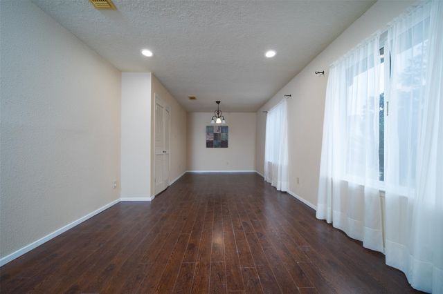 2411 Gunston Ct, Sugar Land, TX 77478
