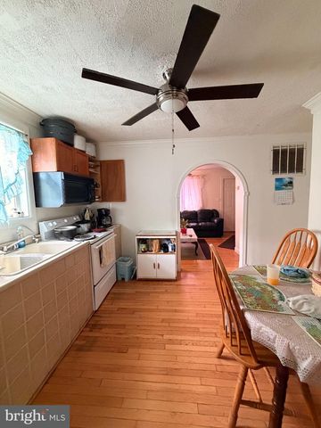 216 COAKLEY ST, Fredericksburg, VA 22401