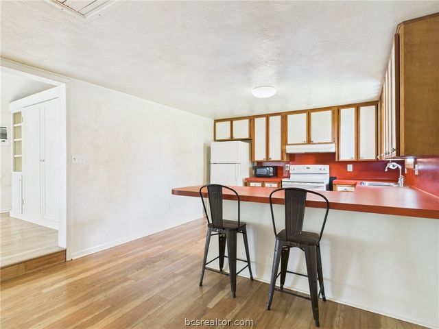 7070 Tabor, Bryan, TX 77808