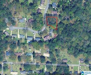 921 PINEHAVEN DRIVE, Bessemer, AL 35023