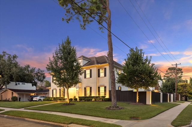 402 Mignon Lane, Houston, TX 77024