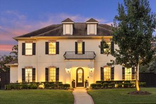 402 Mignon Lane, Houston, TX 77024