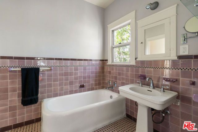 1642 Elevado Street, Los Angeles, CA 90026