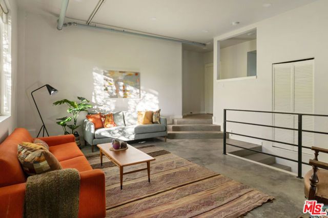 1642 Elevado Street, Los Angeles, CA 90026