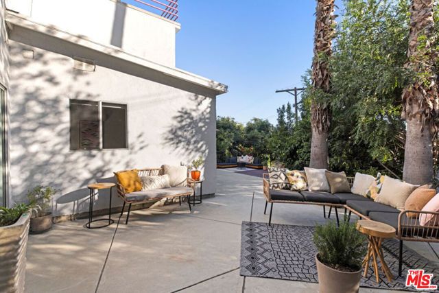 1642 Elevado Street, Los Angeles, CA 90026
