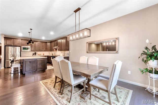 2780 Brook Hill Lane, St Charles, MO 63303