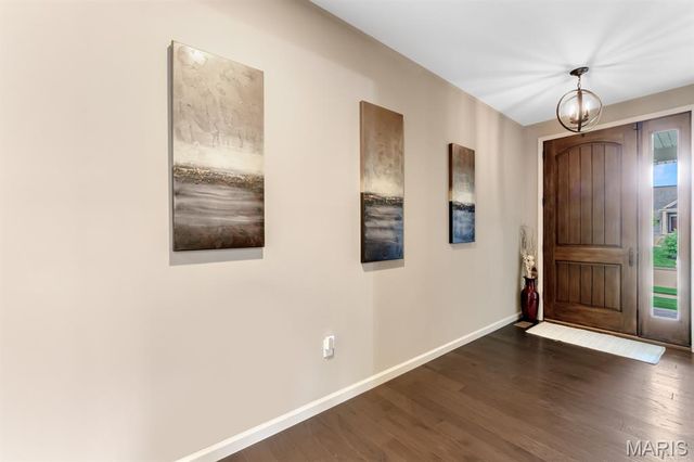 2780 Brook Hill Lane, St Charles, MO 63303