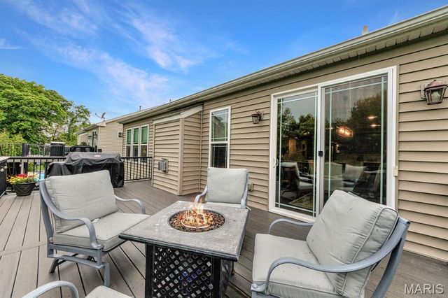 2780 Brook Hill Lane, St Charles, MO 63303
