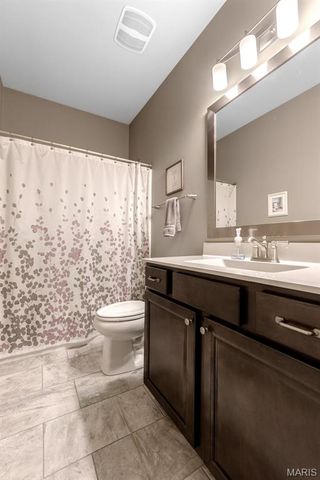 2780 Brook Hill Lane, St Charles, MO 63303