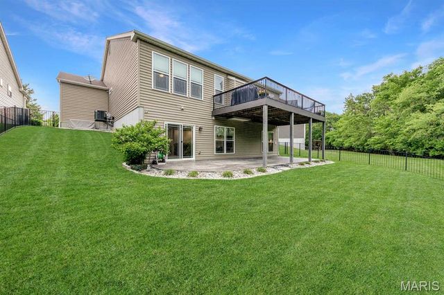 2780 Brook Hill Lane, St Charles, MO 63303
