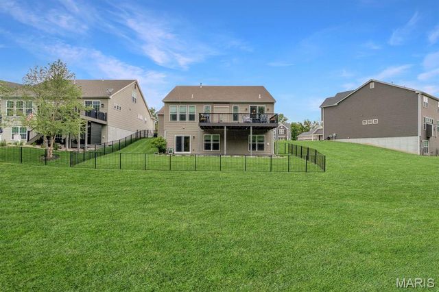 2780 Brook Hill Lane, St Charles, MO 63303