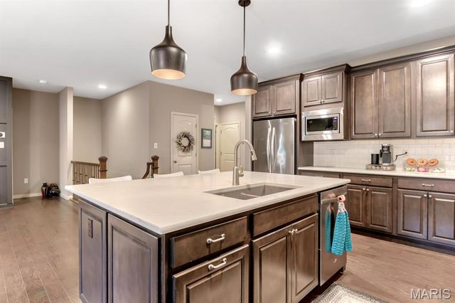 2780 Brook Hill Lane, St Charles, MO 63303