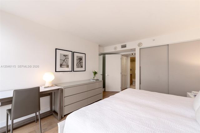 5757 Collins Ave 2207, Miami Beach, FL 33140