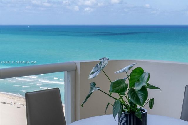 5757 Collins Ave 2207, Miami Beach, FL 33140