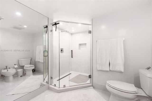 5757 Collins Ave 2207, Miami Beach, FL 33140