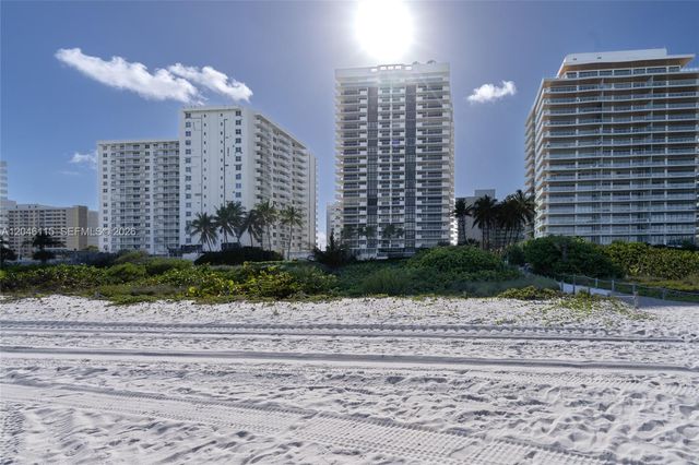 5757 Collins Ave 2207, Miami Beach, FL 33140