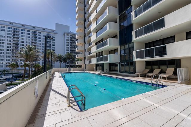 5757 Collins Ave 2207, Miami Beach, FL 33140