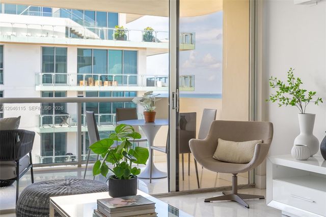 5757 Collins Ave 2207, Miami Beach, FL 33140