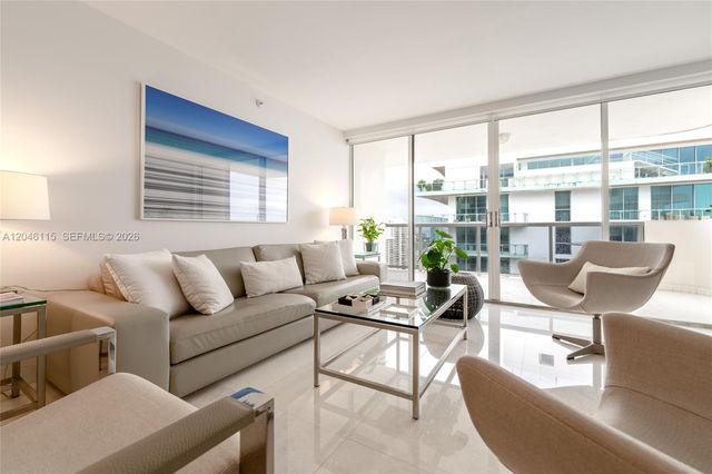 5757 Collins Ave 2207, Miami Beach, FL 33140