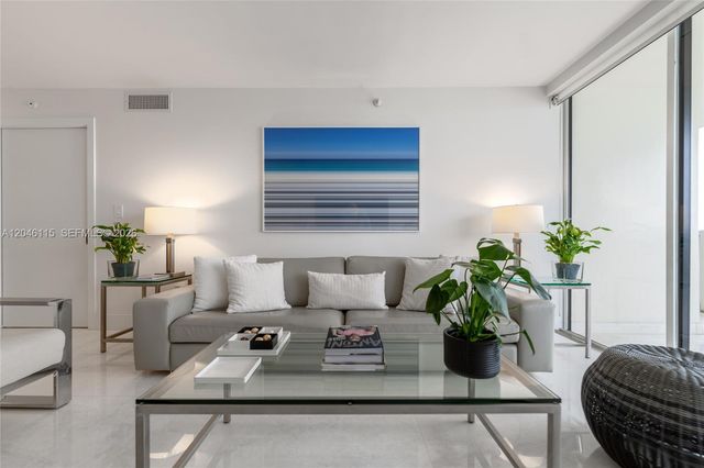 5757 Collins Ave 2207, Miami Beach, FL 33140