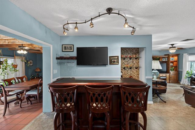 6710 NW 28th Terrace, Fort Lauderdale, FL 33309