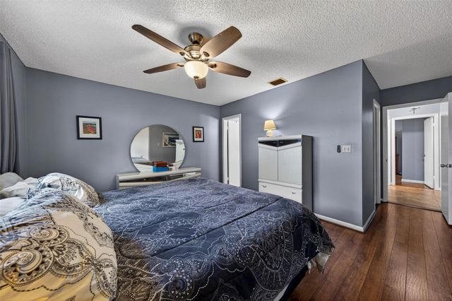 6710 NW 28th Terrace, Fort Lauderdale, FL 33309