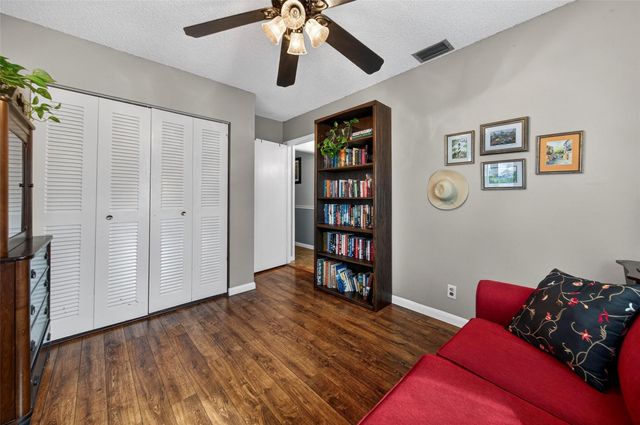 6710 NW 28th Terrace, Fort Lauderdale, FL 33309