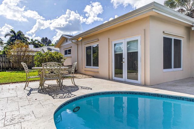 6710 NW 28th Terrace, Fort Lauderdale, FL 33309