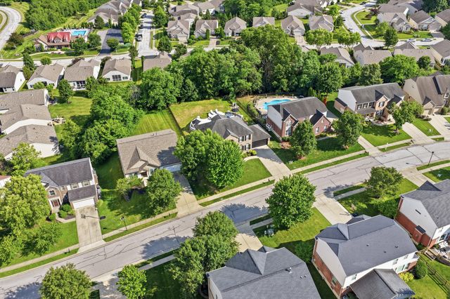 885 Sandstone Ridge, Newport, KY 41076